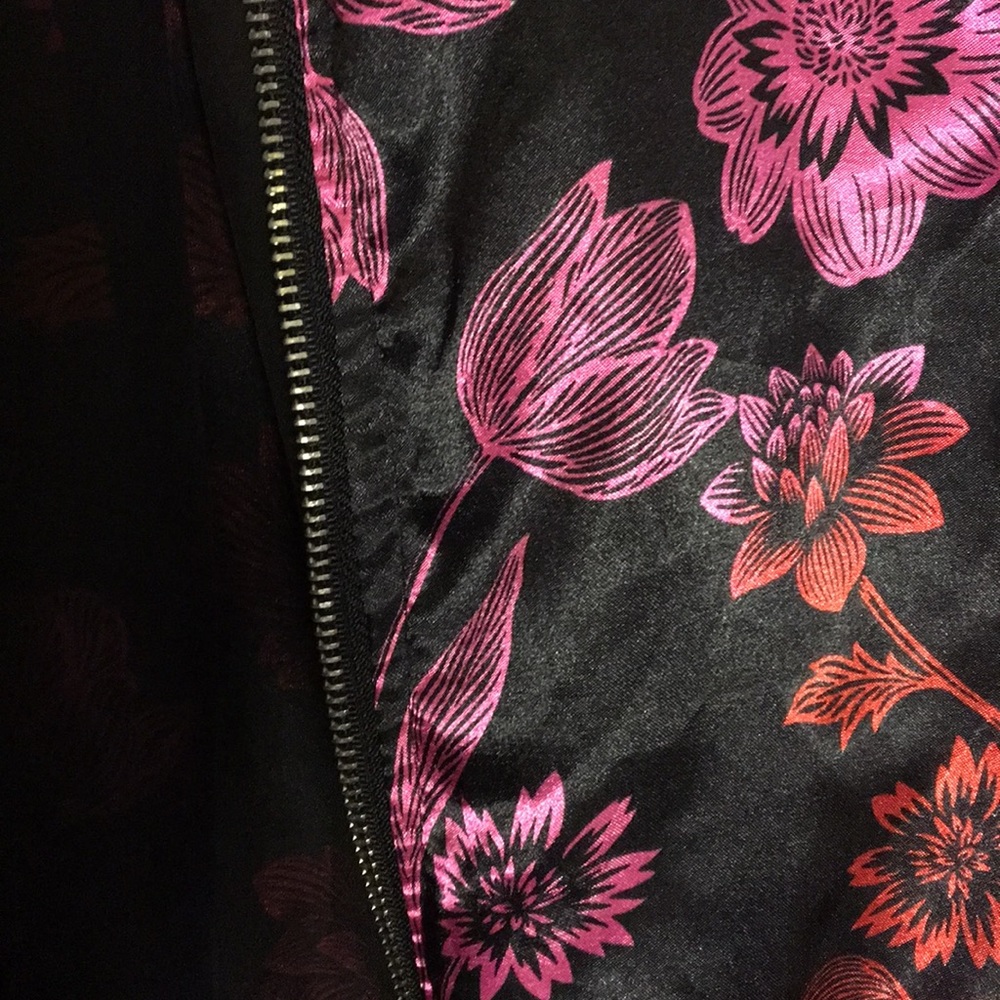 Decorative Jacket - Picture 2 of 3